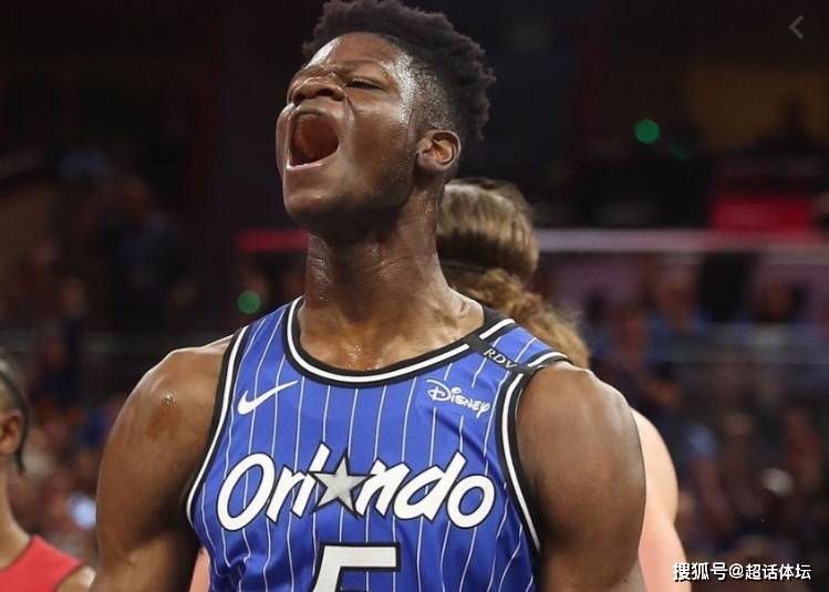 包含勒沃库森训练开放日，今夜扳平良机引欢呼，NBA常规赛在即，赛季目标并未改变的词条