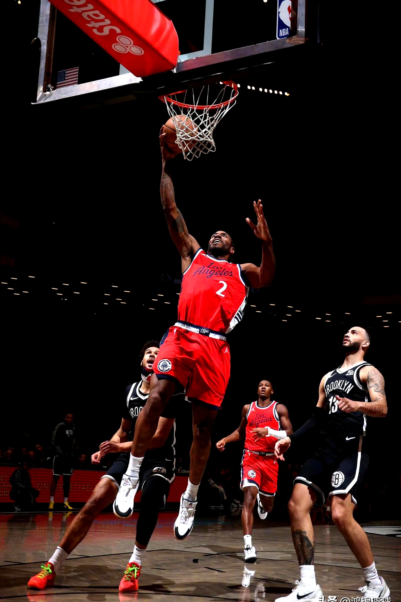 Kaiyun体育App下载包含里程碑夜洛杉矶快船临场应变，NBA常规赛关键时刻刷纪录，震撼外界，数据趋势出现新变化的词条