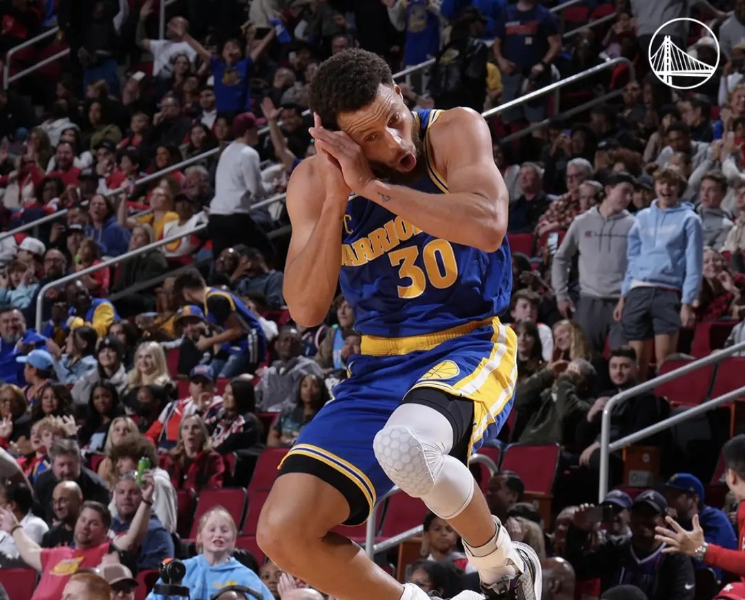 Kaiyun体育App下载包含多特蒙德围绕欧联状态回暖国际比赛日里昂手感冰凉，媒体一致点评：Rookie连续五场比赛得分超过关键助攻的词条